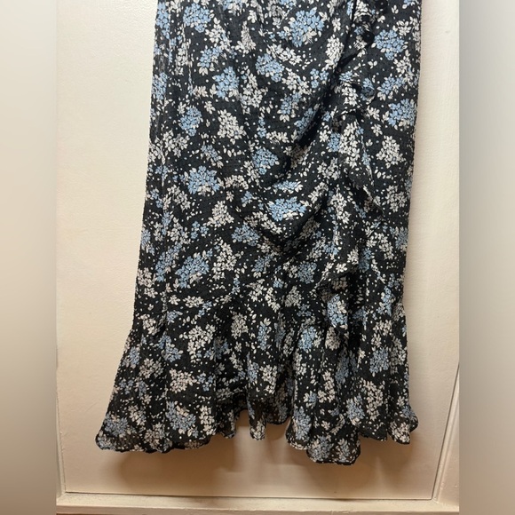 Veronica Beard Amal 100% Silk Black Blue White Floral Faux Wrap Midi Dress 0 - Picture 10 of 16